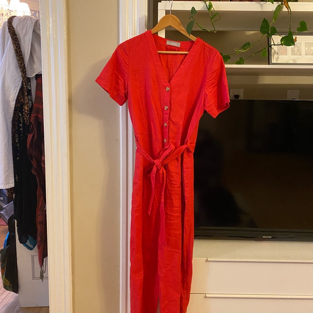 Everlane linen jumpsuit size 6 red